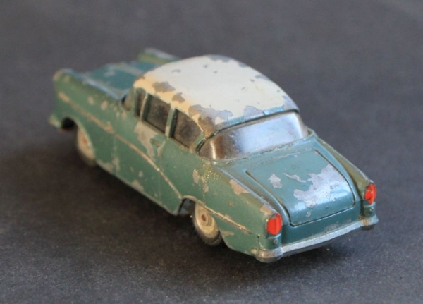 Gama Minimod Opel Rekord 1958 DieCast Model (1624)